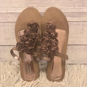 Simply Vera Wang Floral Brown Sandals Size 7/8
